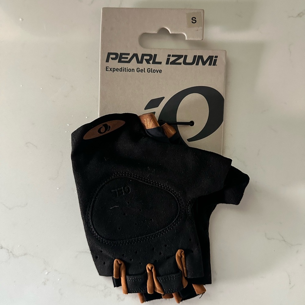 Pearl Izumi Black and Brown Cycling Gloves with Ventilation